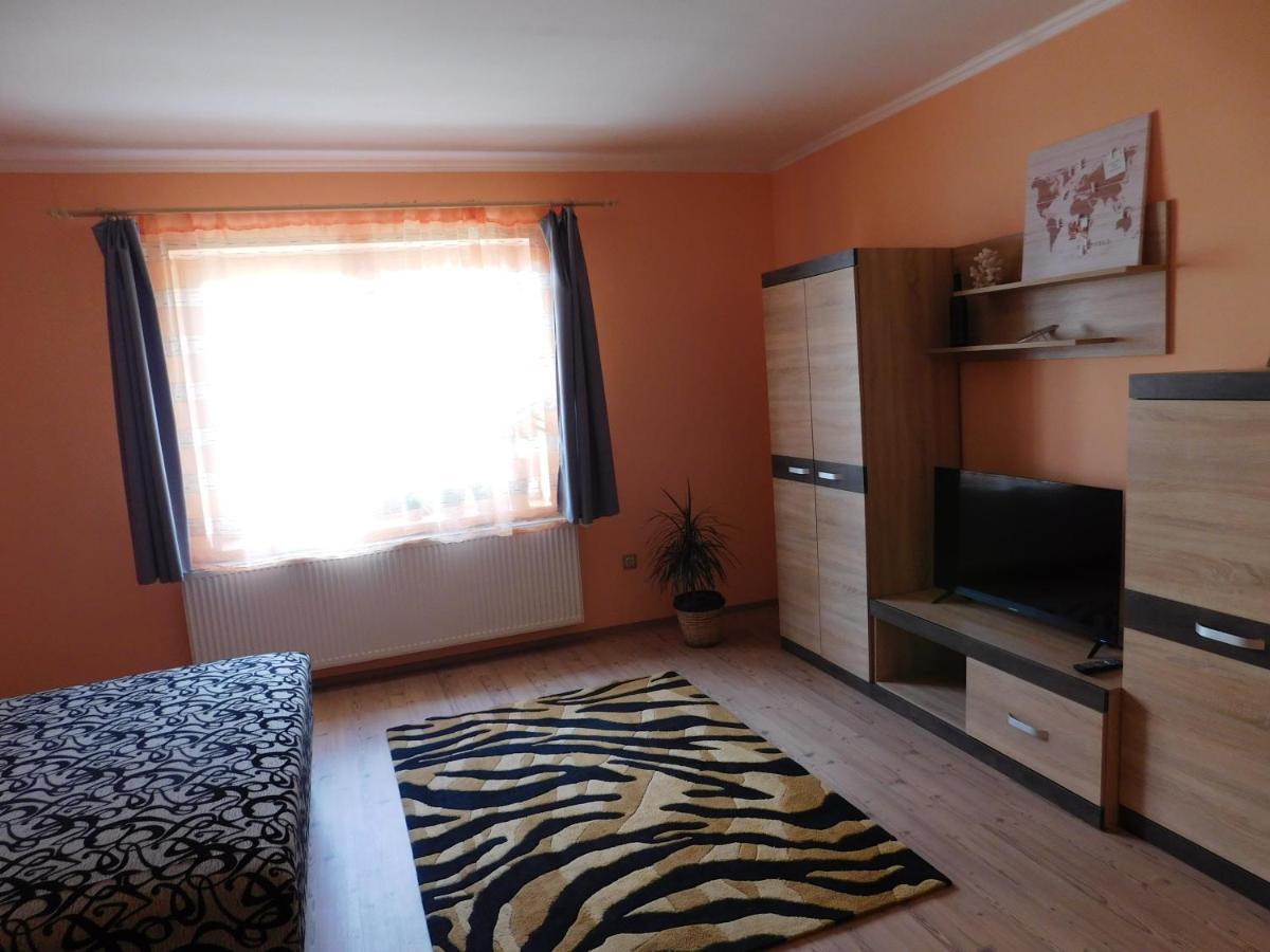 Lovas Vendégház Obanya Kültér fotó