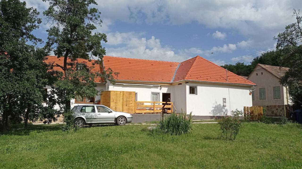 Lovas Vendégház Obanya Kültér fotó