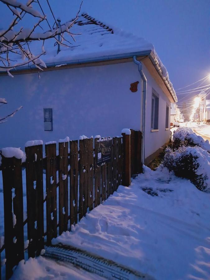Lovas Vendégház Obanya Kültér fotó